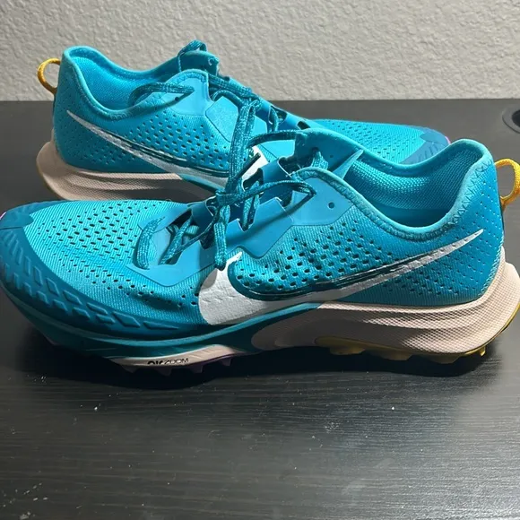Nike Air Zoom Terra Kiger 7 Sneakers