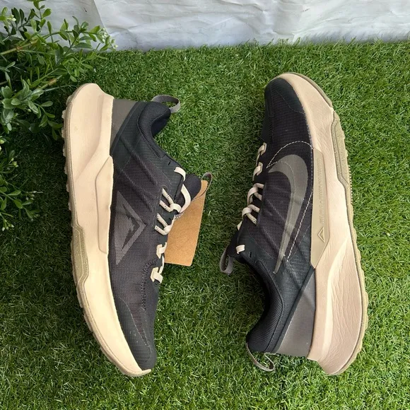 Nike Juniper Trail 2 Next Nature&quot;Black/Khaki/Sanddrift/Ironstone&quot;Men size 10.5