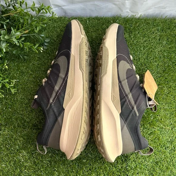 Nike Juniper Trail 2 Next Nature&quot;Black/Khaki/Sanddrift/Ironstone&quot;Men size 10.5