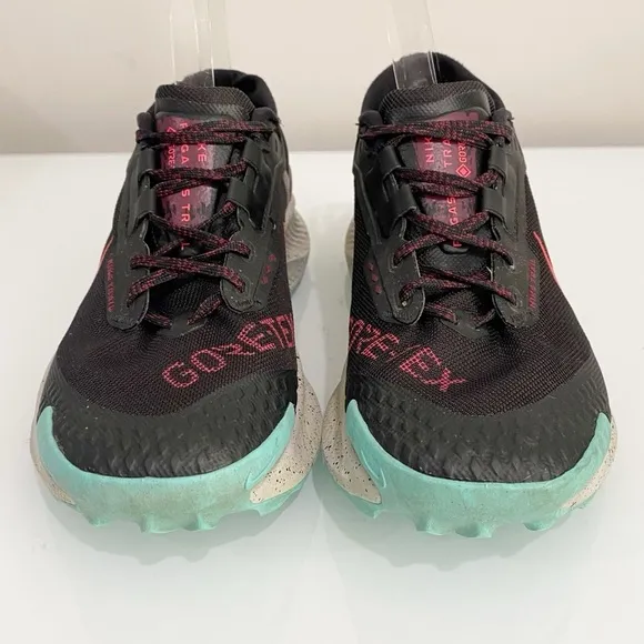 NIKE Men’s Pegasus Trail 3 Gore Tex Sneakers DC8793-002 Black Crimson Size 7.5