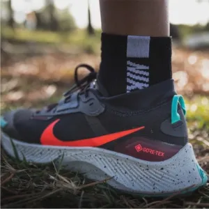 NIKE Men’s Pegasus Trail 3 Gore Tex Sneakers DC8793-002 Black Crimson Size 7.5