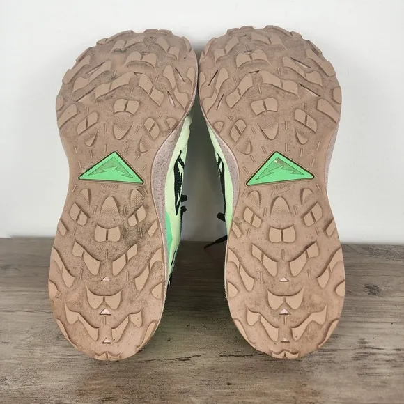 Nike Pegasus Trail 2 Men's 11.5 Barely Volt Green Blue Black Sneakers CK4305-700