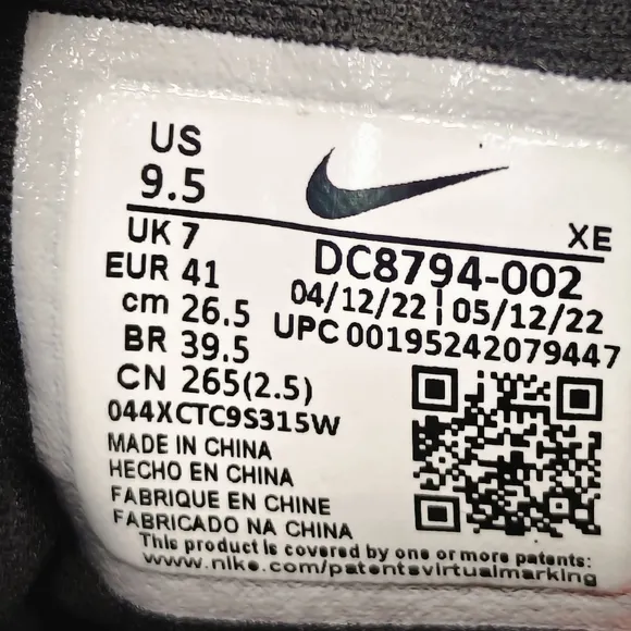Nike Pegasus Trail 3 GTX Core-Tex Black Flash Crimson Hiking Sneakers Women 9.5
