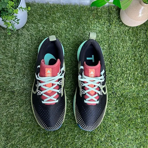 Nike Pegasus Trail 4&quot;Black/Alligator/Canyon Rust/MintTrail Running ShoeWomen6