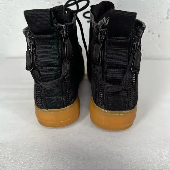 Nike SF Air Force 1 Mid size 8 Black/Gum Urban Utility Sneakers