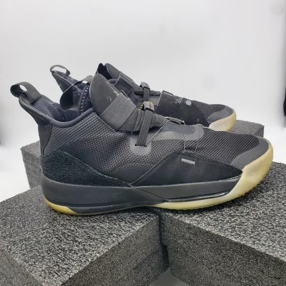 Nike Shoe Men 10 Air Jordan 33 XXXIII AQ8830-002 Utility Blackout Sneakers