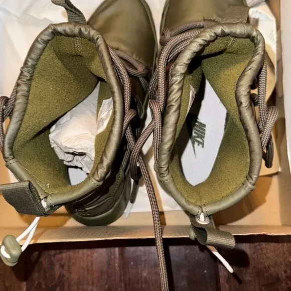 Nike Tanjun High Rise Phantom Sneaker Boots size 5