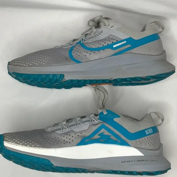 Nike Trail Pegasus 4 React Gray, Blue Sneakers Men’s Sz 7.5