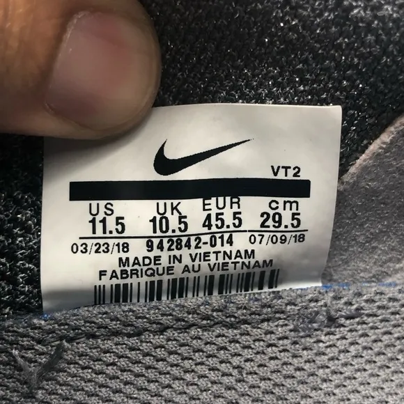 Nike Vapormax Shoes Men's 11.5 Flyknit 2 Chrome Lace Up Active Running Sneakers