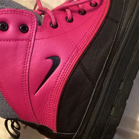 Nike Woodside 2 High ACG Pink Foil Black Grey Boots