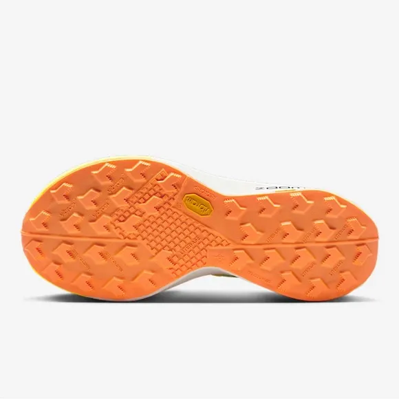 Nike ZoomX Ultrafly Trail Running Sneakers Women’s Size 8 DZ0489-102 $260