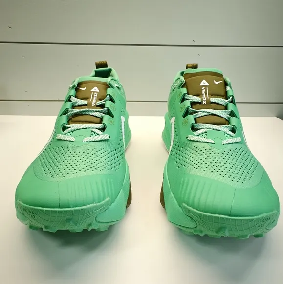 Nike ZoomX Zegama Spring Green Olive Flak Trail Hiking Running Sneakers size 12