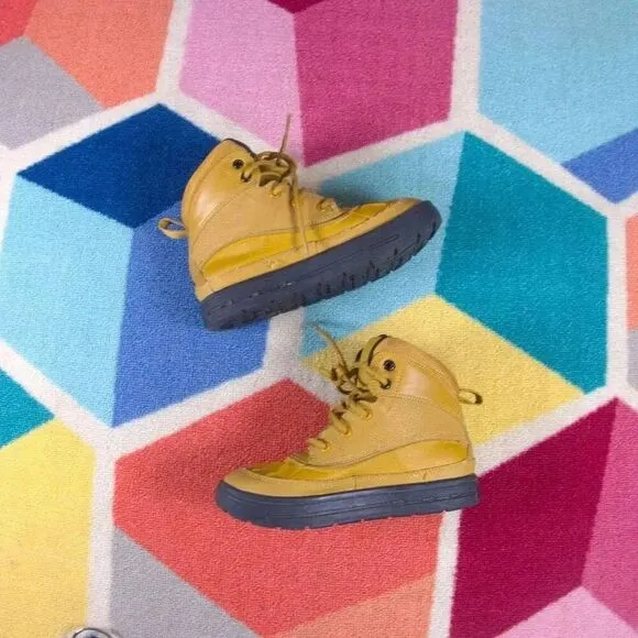 Nike Woodside 2 High Toddler Boots Size 13 C