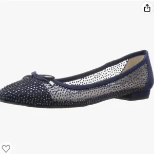 Nina Wynn’s Crystal Ballet Flats