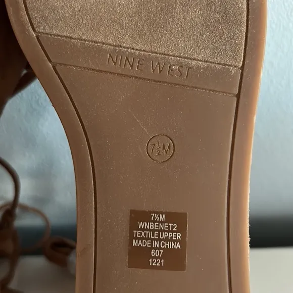 Nine West • NWOT Benet Platform Ankle Tie Sandals Camel Tan Size 7.5