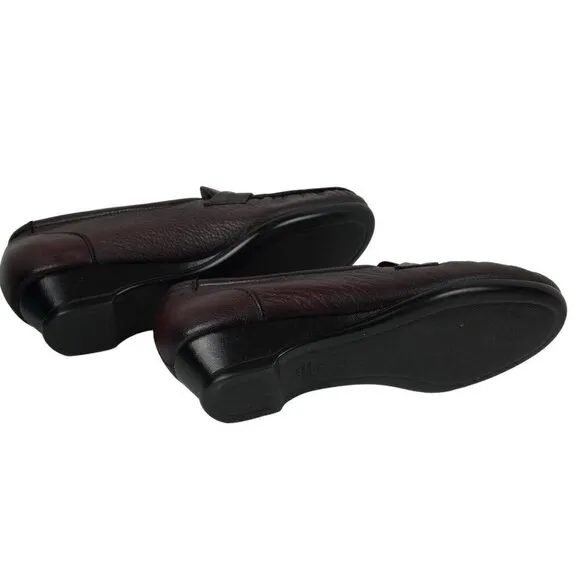 NWB SAS Women's Easier Slip-On Loafer Burgundy Leather Shoes Size 6WW