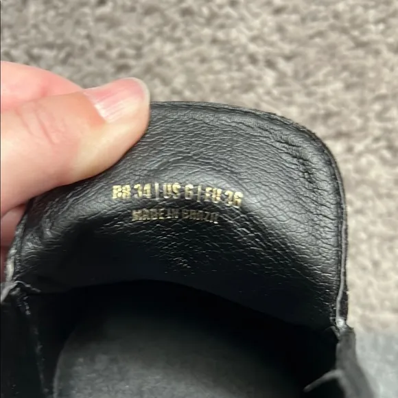 NWOB Farm Rio Embroidered Black Loafers US 6