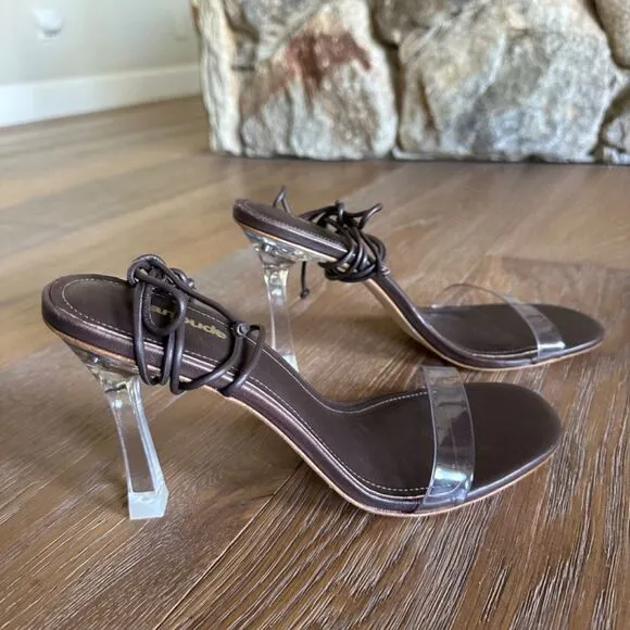 NWOB Larroudé  Gloria Leather Lace-Up Wrap Sandals in Taupe