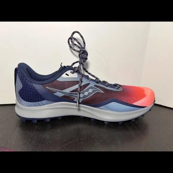 NWOB Saucony Peregrine 12 Trail Running Shoes Sneakers Night Lite Woman’s 10