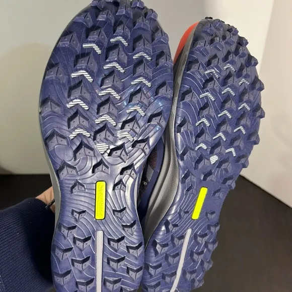 NWOB Saucony Peregrine 12 Trail Running Shoes Sneakers Night Lite Woman’s 10