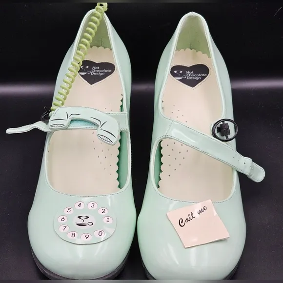 NWOT Chocolaticas Mid Heels Call Me in Mint Green - MARY JANE PUMP 11/41