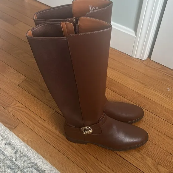 NWOT Coach Brown Leather Boots