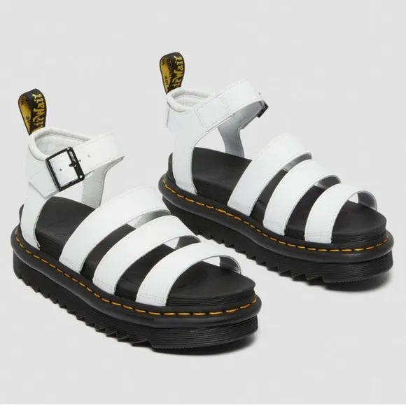 NWOT Dr Marten Blaire Hydro Leather Strap Sandals(size 9)