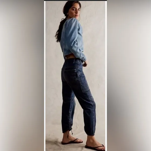 NWOT Free People Oasis Denim Crop Jeans