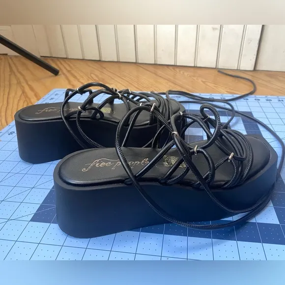 NWOT Free People Womens Georgie Wrap Platform Sandals Black Size EU 38/US 7.5