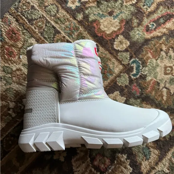 NWOT Hunter Interpid Snow Boot