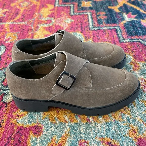 NWOT Seychelles | Women’s grey suede leather Catch Me Platform Loafers, size 7