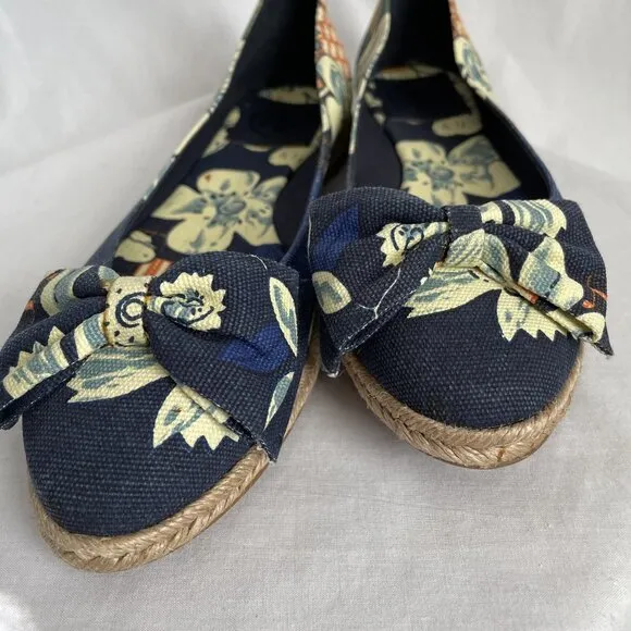 NWOT Tory Burch Tasmin Espadrilles Bow Flats Size 7 Navy Blue Floral Canvas