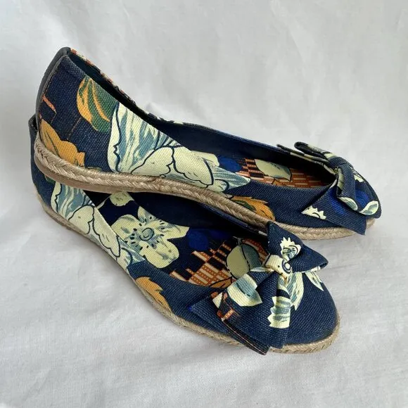NWOT Tory Burch Tasmin Espadrilles Bow Flats Size 7 Navy Blue Floral Canvas
