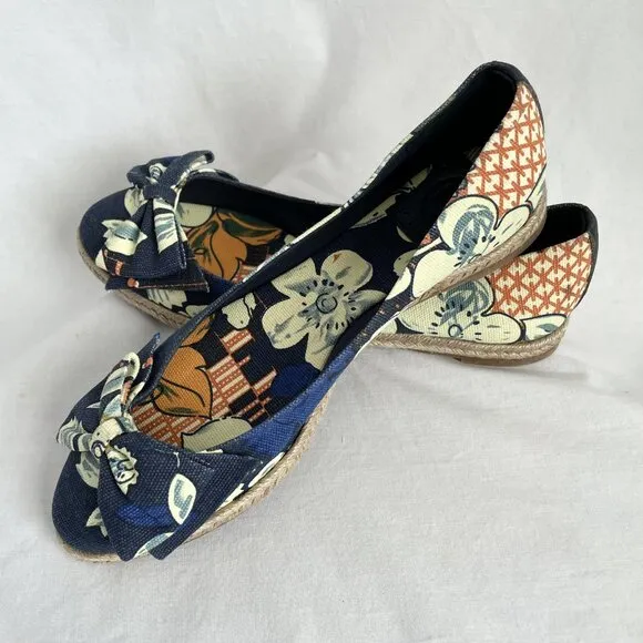 NWOT Tory Burch Tasmin Espadrilles Bow Flats Size 7 Navy Blue Floral Canvas