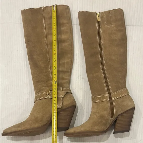 NWOT VINCE CAMUTO Grathlyn Seude Leather Tan Knee High Boot Size 6.5