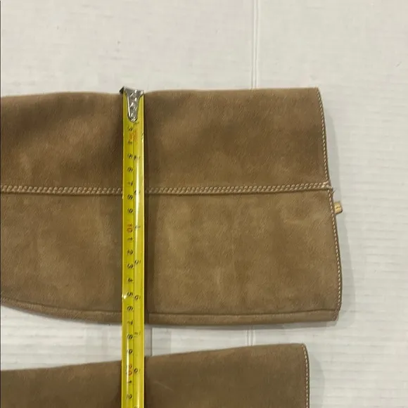 NWOT VINCE CAMUTO Grathlyn Seude Leather Tan Knee High Boot Size 6.5