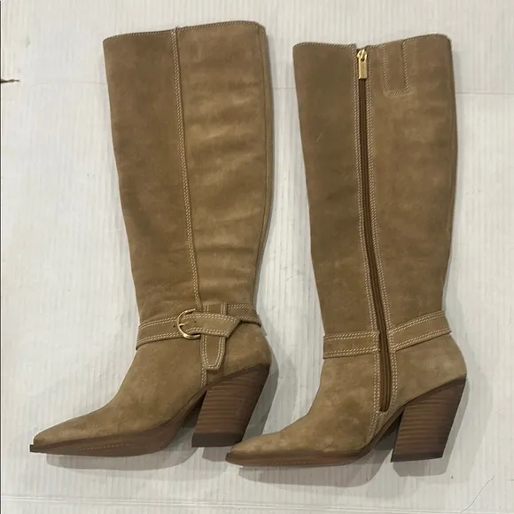 NWOT VINCE CAMUTO Grathlyn Seude Leather Tan Knee High Boot Size 6.5