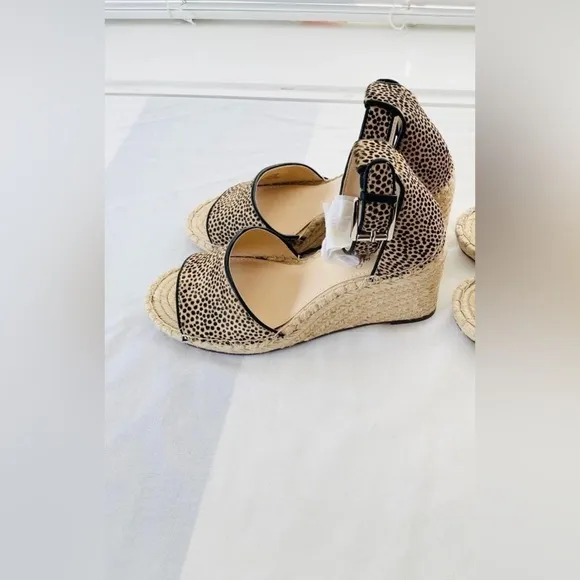 NWOT Vince tank premium leather toe wrap sandals, sz 8/38 US. Orig $295 