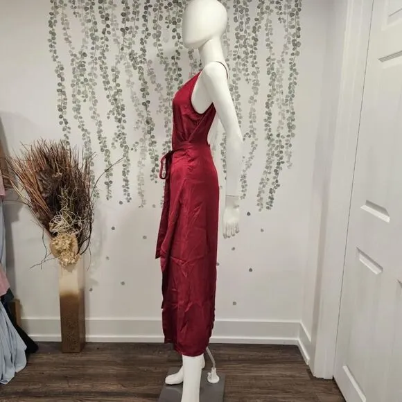 NWOT Amy Linn Jolie Midi Dress Sz S