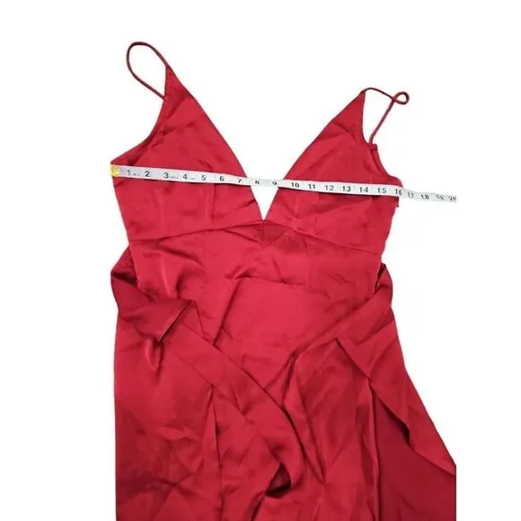 NWOT Amy Linn Jolie Midi Dress Sz S
