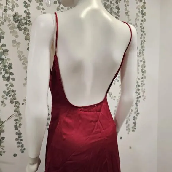 NWOT Amy Linn Jolie Midi Dress Sz S