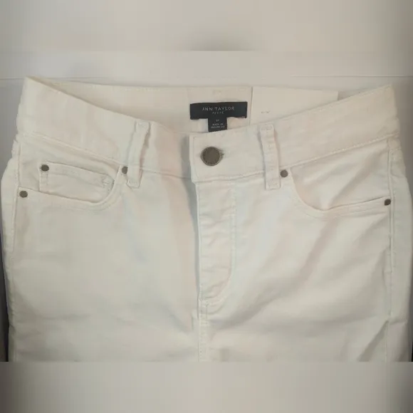 NWT Ann Taylor White Modern Skinny Pants