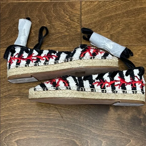 NWT, Aquazzura Espadrilles
