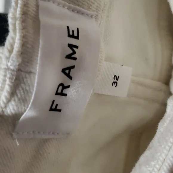 NWT FRAME LE SUPER HIGH STRAIGHT JEANS 👖