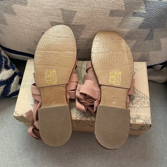 NWT Free People Natural sun valley wrap sandals 11/41