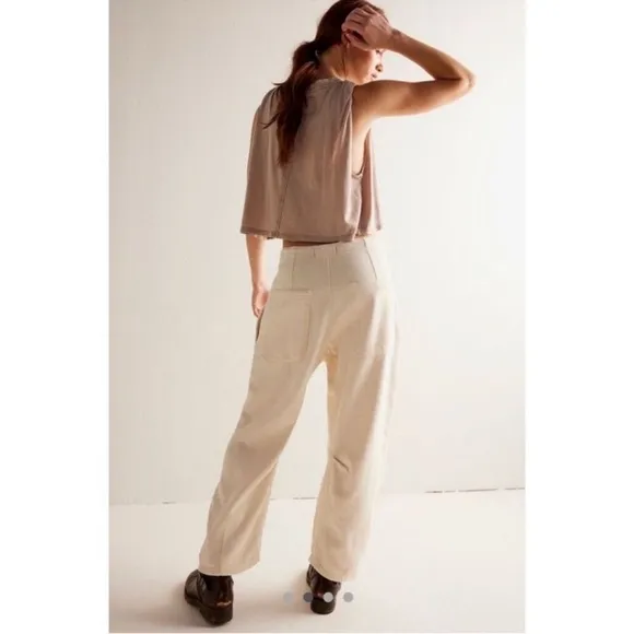 NWT Free People Osaka Barrel Jeans Mid Rise We The Free in Latte Cream