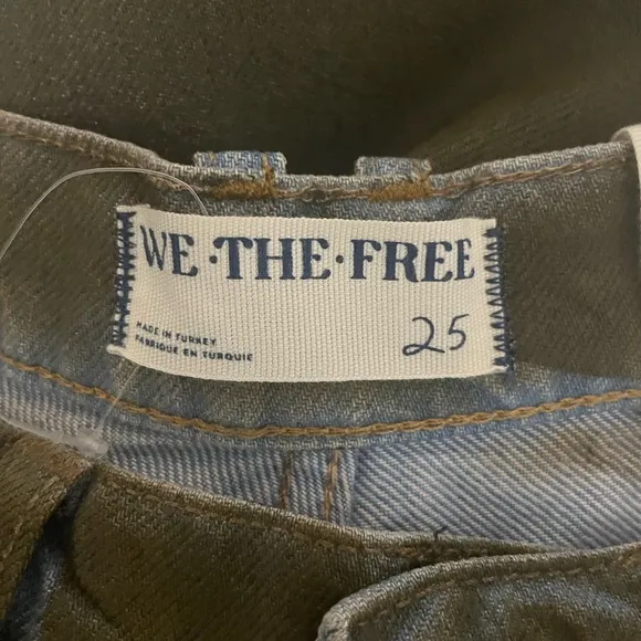 NWT Free People We The Free good luck coated barrel leg jeans in brown. Size 25