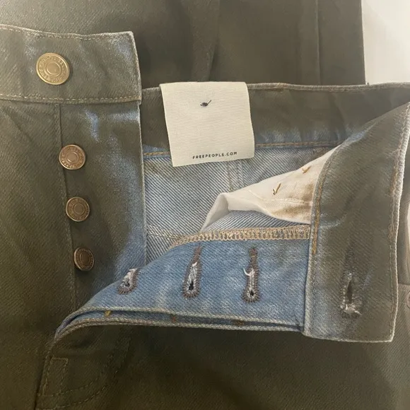 NWT Free People We The Free good luck coated barrel leg jeans in brown. Size 25
