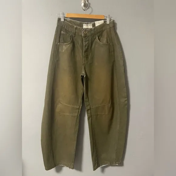 NWT Free People We The Free good luck coated barrel leg jeans in brown. Size 25