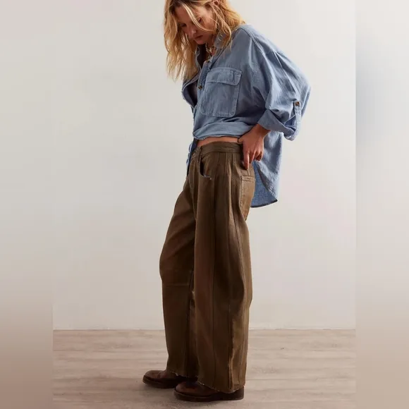 NWT Free People We The Free Good Luck Coated Wide Leg Barrel Brown Jeans 28
